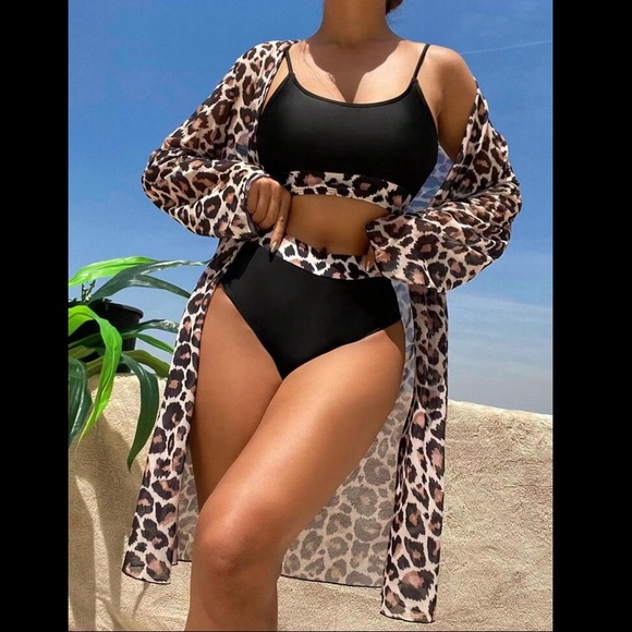 SHEIN 2pcs Set Leopard Print Bikini Swimsuit With Top & Shorts Cover Up - Picture 2 of 16